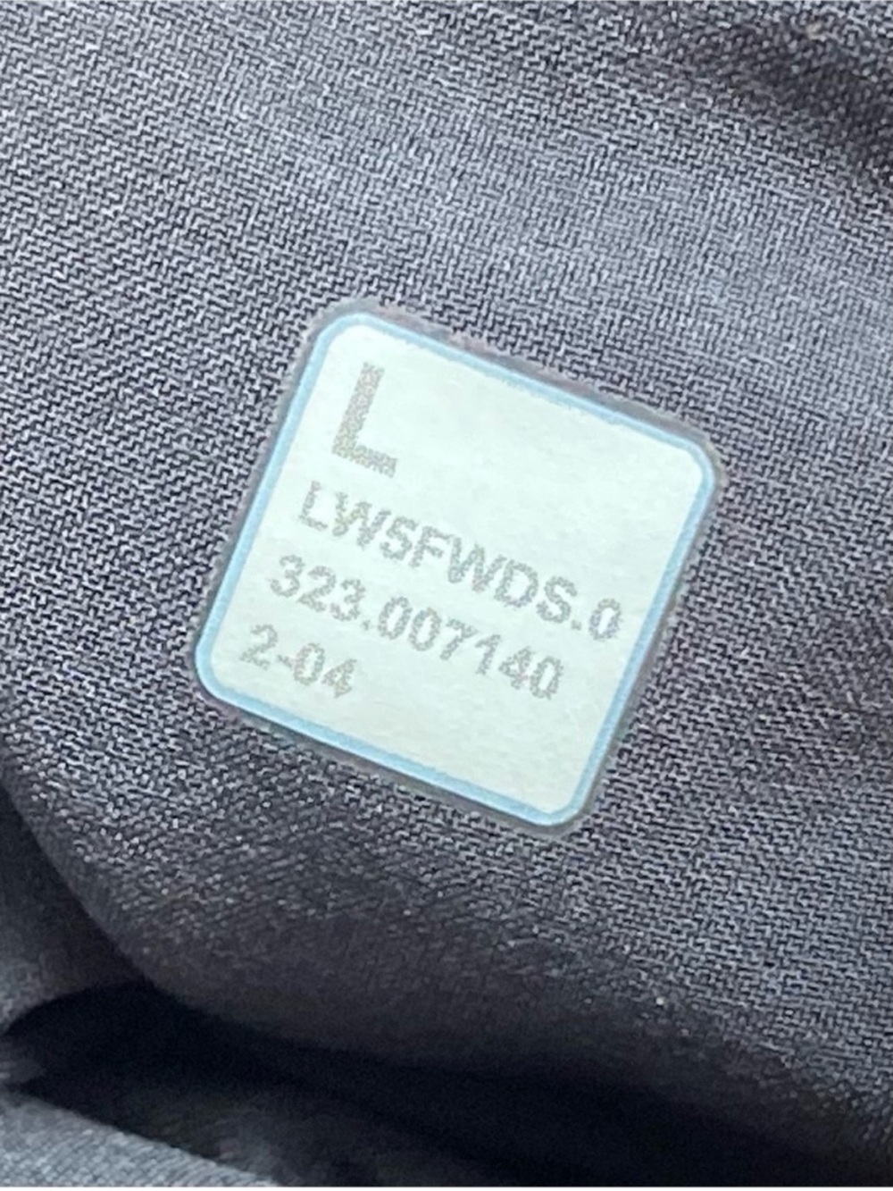 Lululemon Tapered-Leg Mid-Rise Pant Large Black - Picture 5 of 7